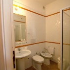 bagno-camere-club-esse-roccaruja-1