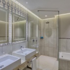 Hotel Pineta_bathroom