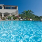 PISCINA_VISTA_BAR_HOTEL_PETRA_BIANCA