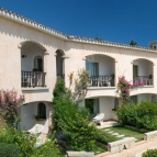 ESTERNO_CAMERE_HOTEL_PETRA_BIANCA